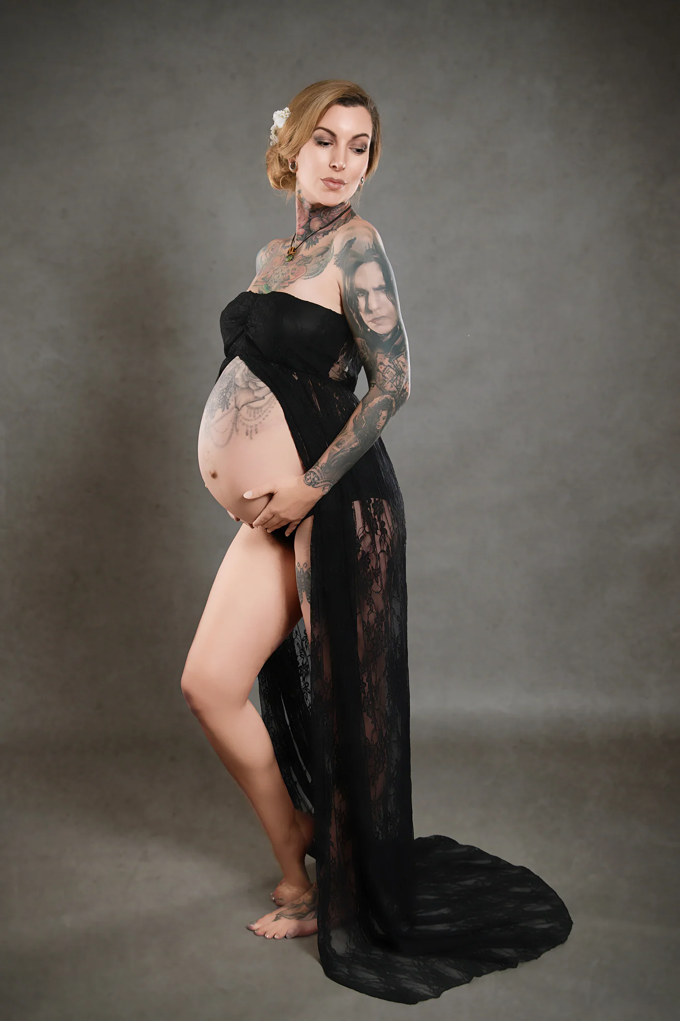 Maternity portrait photographed by Matt Curtis in his Warminster studio