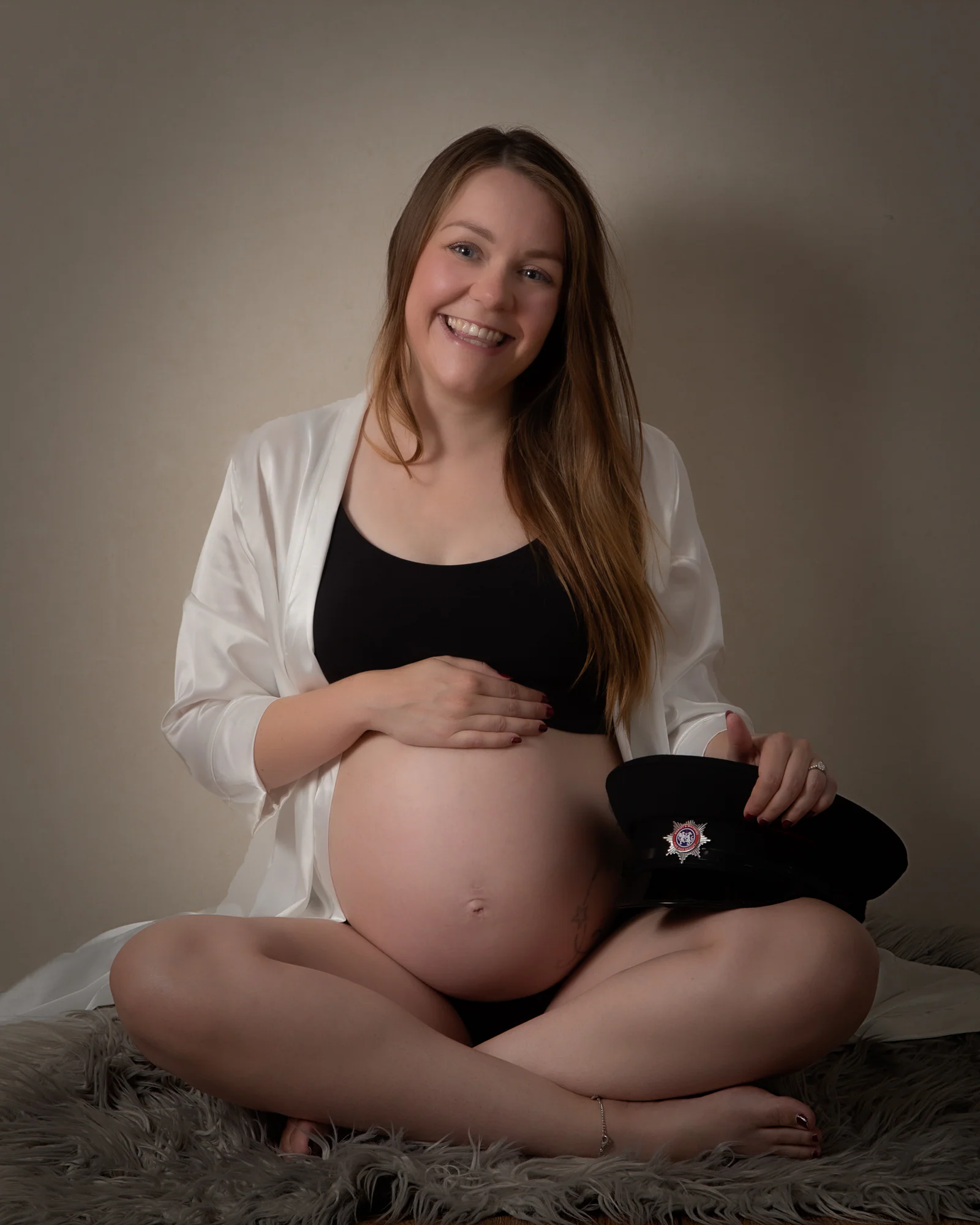 Maternity portrait photographed by Matt Curtis in his Warminster studio