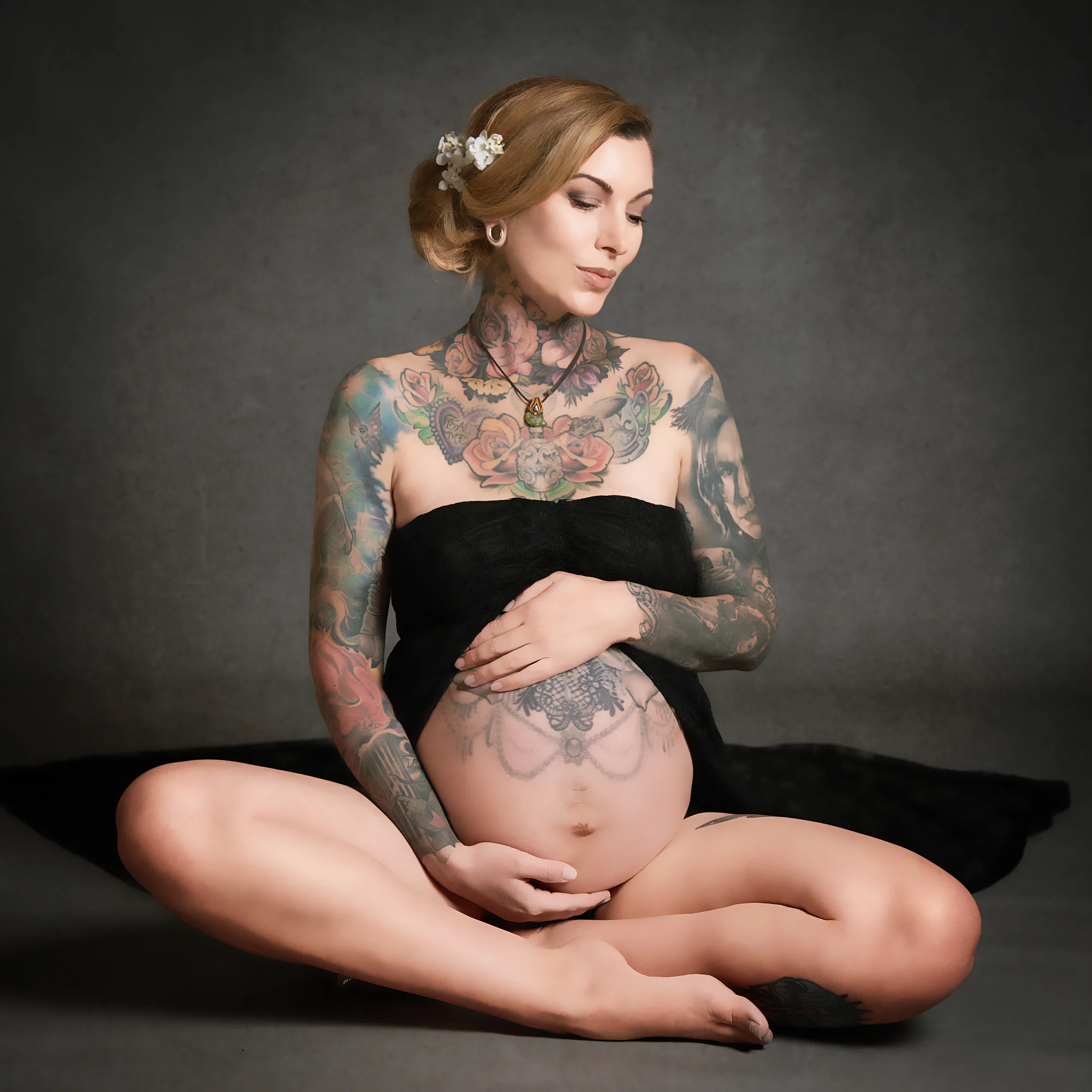 Maternity portrait photographed by Matt Curtis in his Warminster studio