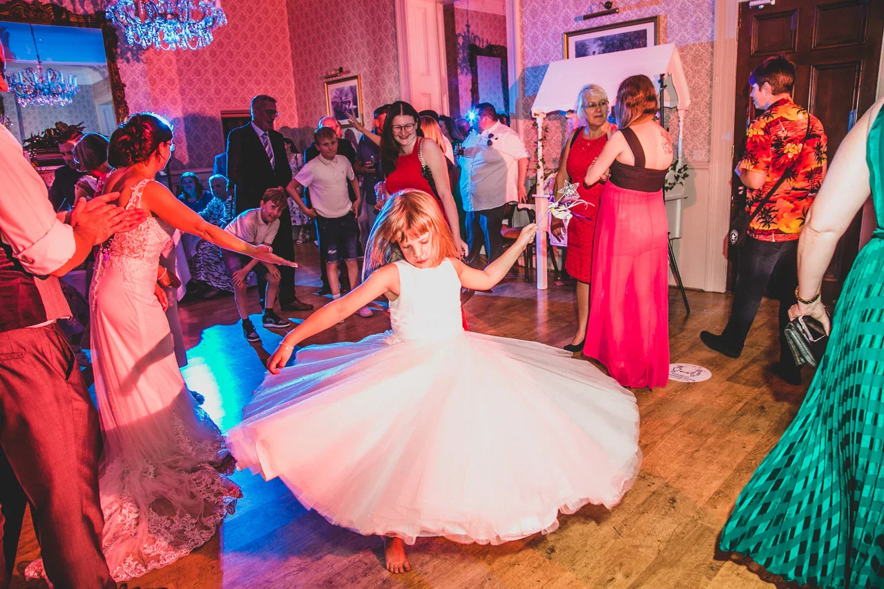 Wedding photograph by Matt Curtis, Wiltshire wedding photographer